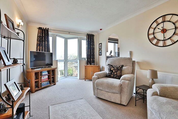 1 Bedroom Flat For Sale In Sunnyhill Road, Poole, Dorset, BH12