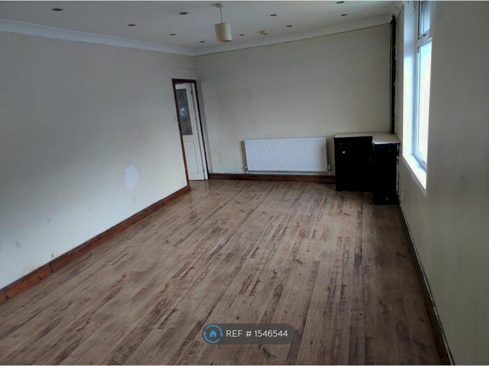 2 Bedroom Flat To Rent In Liverpool Road, Platt Bridge, Wigan, WN2