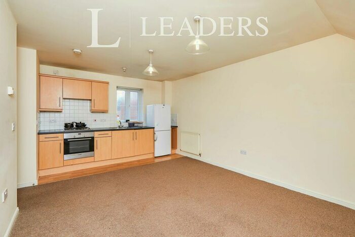 2 Bedroom Apartment To Rent In Widdowson Road, NG10