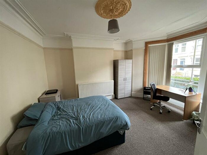 6 Bedroom Private Hall To Rent In Blades Street, Lancaster, LA1