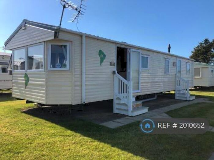 2 Bedroom Mobile Home To Rent In Weeping Willow, Cranleigh, GU6