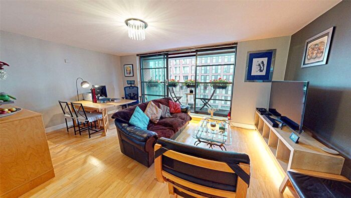 3 Bedroom Flat For Sale In Pickford Street, Manchester, M4