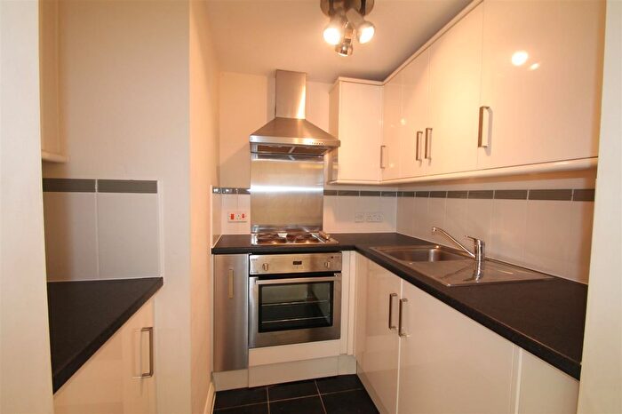 1 Bedroom Flat To Rent In North Street, Southville, BS3