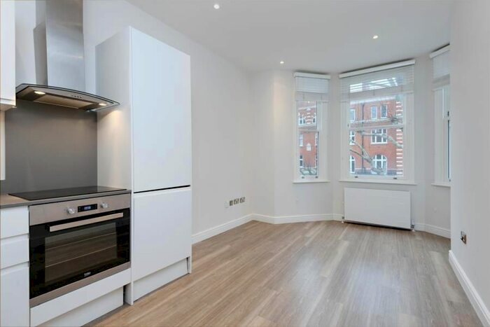 1 Bedroom Flat To Rent In Randolph Avenue, London, W9