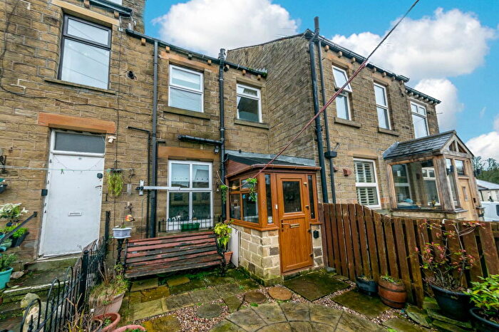 2 Bedroom Terraced House For Sale In Riley Lane, Kirkburton, HD8