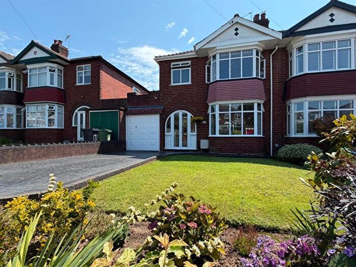 3 Bedroom Semi Detached House For Sale In Astley Avenue, Halesowen, B62