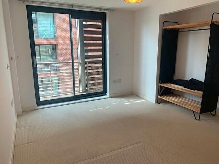 1 Bedroom Apartment To Rent In Cornhill, L1
