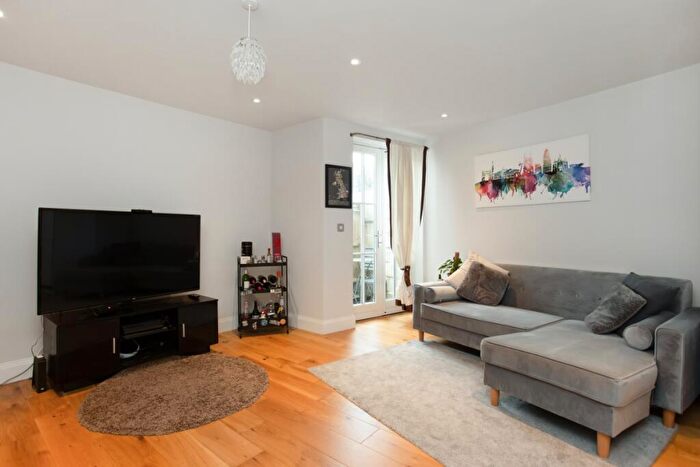 2 Bedroom Flat To Rent In Albert Road North Reigate, RH2