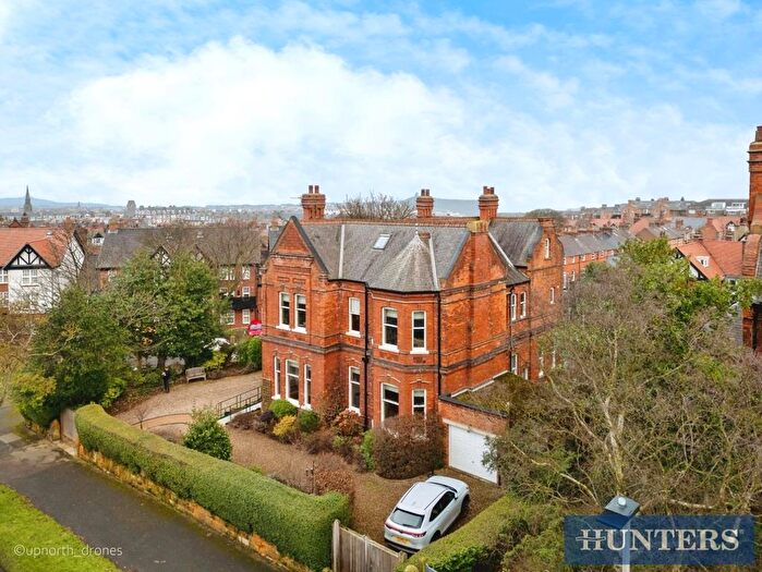 2 Bedroom Flat For Sale In Filey Road, Scarborough, YO11