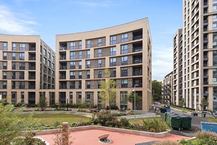 2 Bedroom Flat For Sale In Garwood House, Juniper Crescent Greenwich, SE10