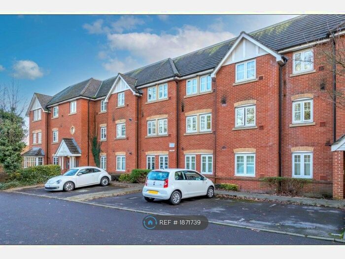 2 Bedroom Flat To Rent In Shinfield, Reading, RG2
