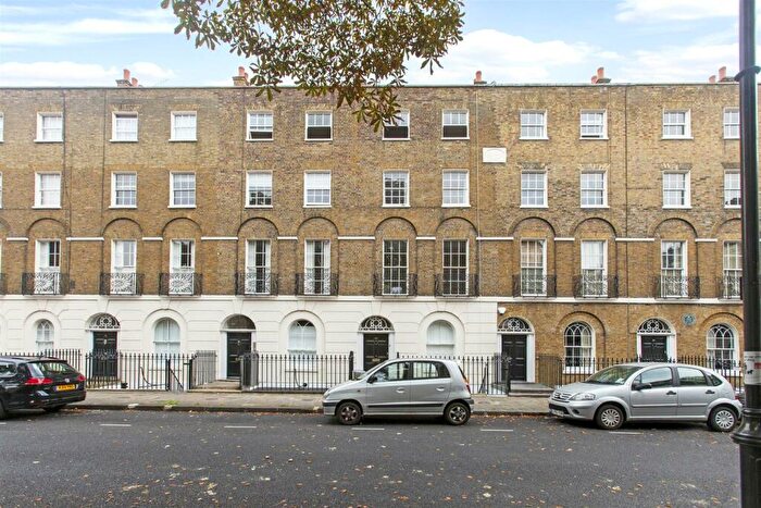 Flat To Rent In Canonbury Square, N1