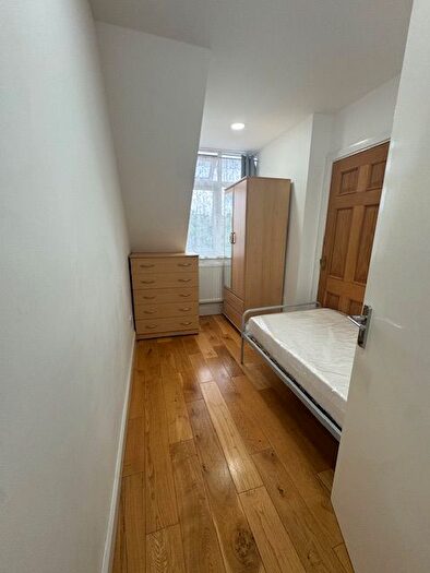 1 Bedroom Flat To Rent In Bullsmoor Lane, Enfield, EN3