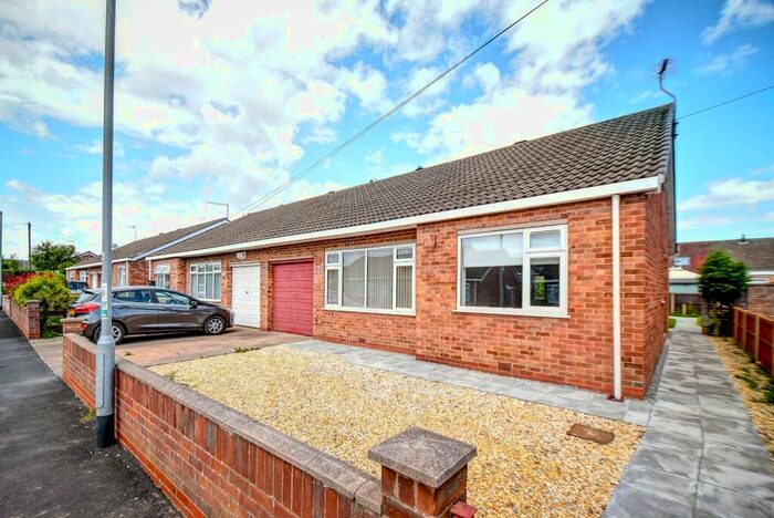 2 Bedroom Bungalow To Rent In Wheatcroft Avenue, Willerby, East Yorkshire, HU10