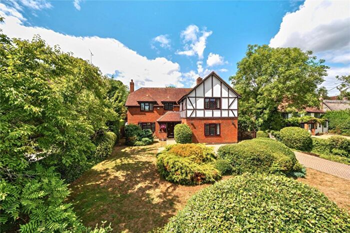 4 Bedroom Detached House For Sale In Eggington, Leighton Buzzard, Bedfordshire, LU7