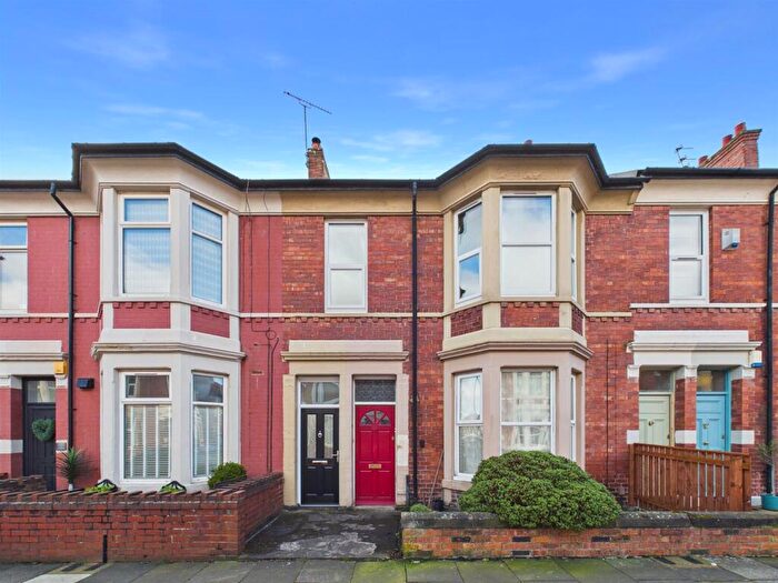 2 Bedroom Apartment For Sale In Belford Terrace, North Shields, NE30