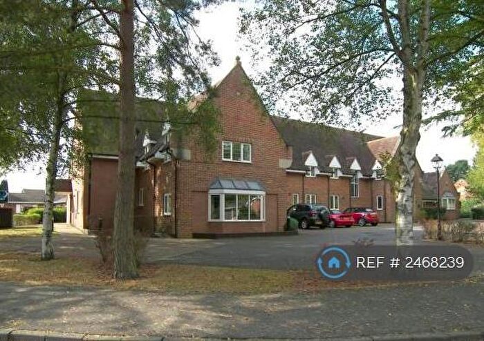 2 Bedroom Flat To Rent In Pool Meadow Close, Solihull, B91