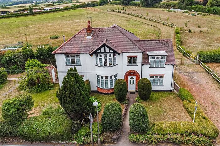 3 Bedroom Detached House For Sale In Church Road, Greasley, Nottingham, NG16