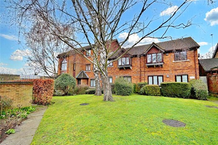 1 Bedroom Apartment To Rent In Beta Road, Woking, Surrey, GU22
