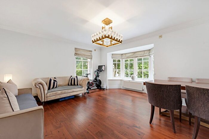 2 Bedroom Flat To Rent In Millennium House, Grosvenor Road, SW1V