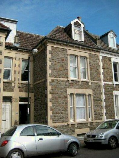 6 Bedroom Terraced House To Rent In Oakfield Grove Ref, BS8