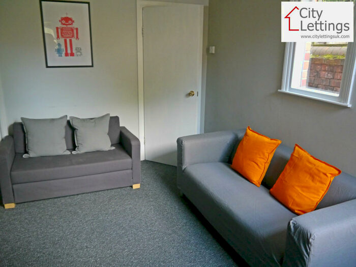 4 Bedroom End Of Terrace House To Rent In Gloucester Avenue, Lenton, NG7