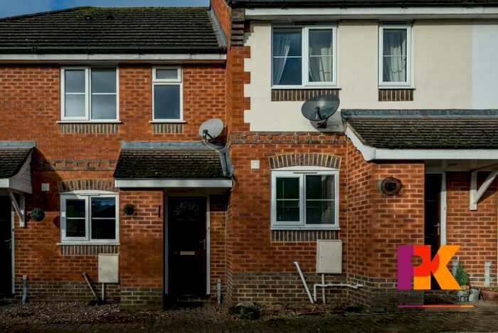 2 Bedroom Terraced House To Rent In Queens Road, High Wycombe, HP13