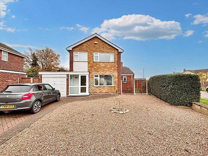 3 Bedroom Detached House For Sale In Hayden Lane, Hucknall, NG15