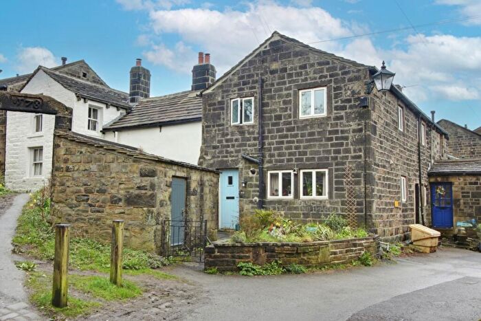 3 Bedroom Semi Detached House For Sale In Northgate, Heptonstall, Hebden Bridge, HX7