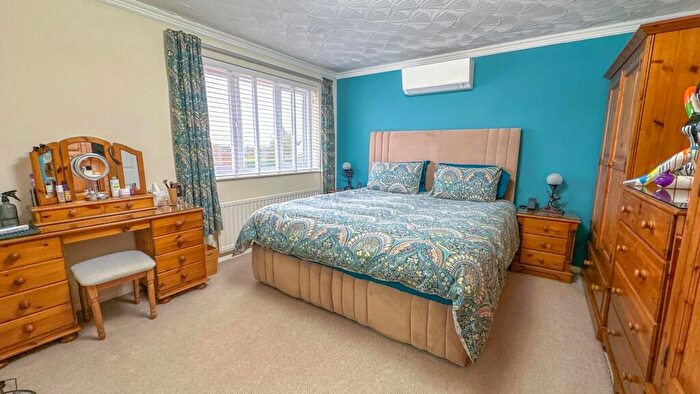 4 Bedroom Detached House For Sale In The Long Shoot, Nuneaton, CV11