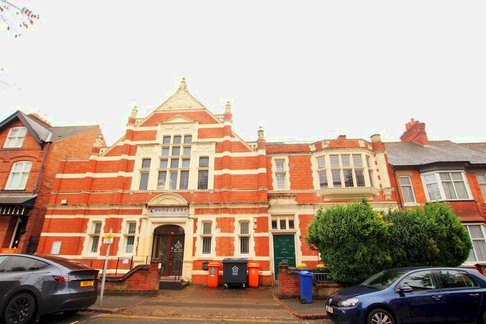 2 Bedroom Flat To Rent In Clarendon Park Road, Leicester, LE2