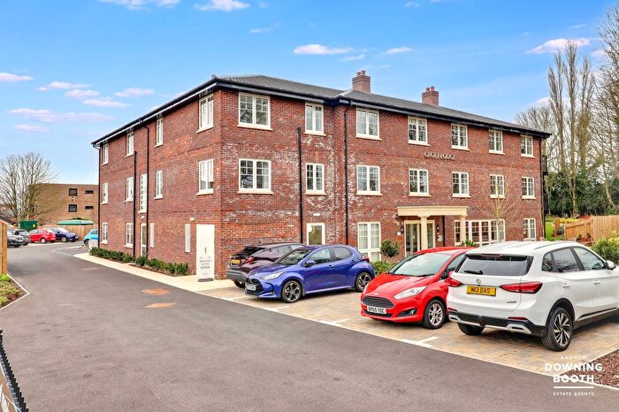 1 Bedroom Flat For Sale In The Green, Aldridge, Walsall, WS9