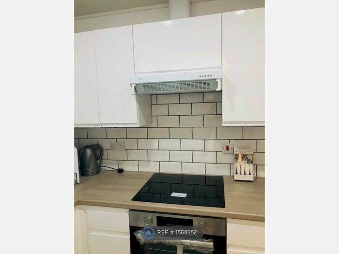 1 Bedroom Flat To Rent In Bolton Drive, Glasgow, G42
