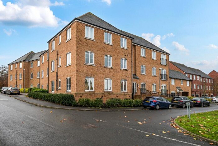 2 Bedroom Flat For Sale In Lydford House, Ravens Dene, Chislehurst, Kent, BR7