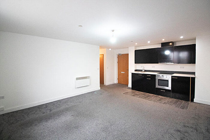2 Bedroom Flat To Rent In Great Freeman Street, Nottingham, Nottinghamshire, NG3