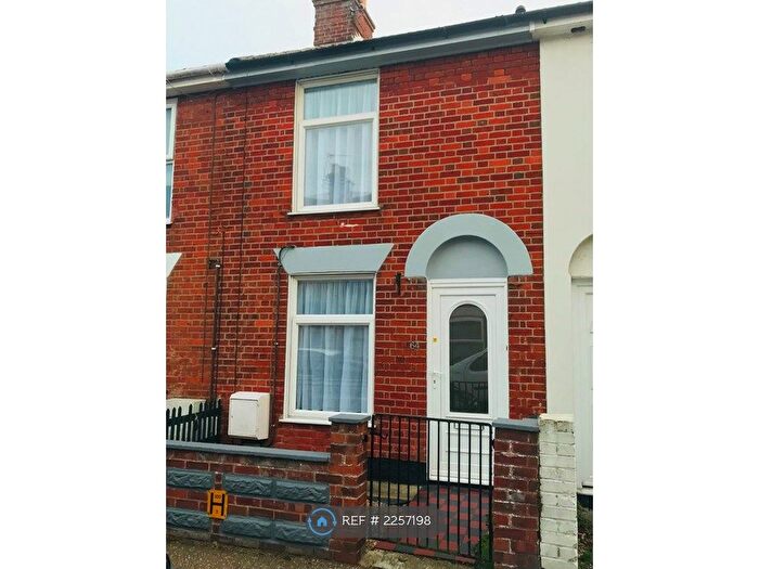 2 Bedroom Terraced House To Rent In Lower Cliff Road, Gorleston, Great Yarmouth, NR31