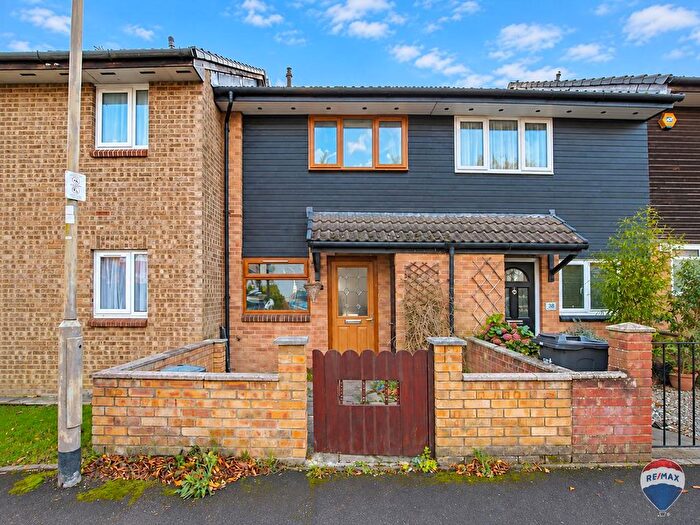 2 Bedroom Terraced House For Sale In Amanda Close, Chigwell, IG7