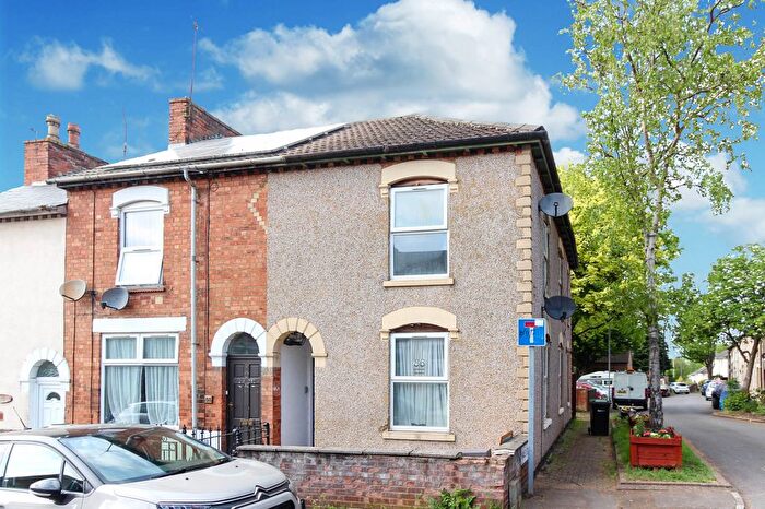 1 Bedroom End Of Terrace House To Rent In Duke Street, Kettering, NN16