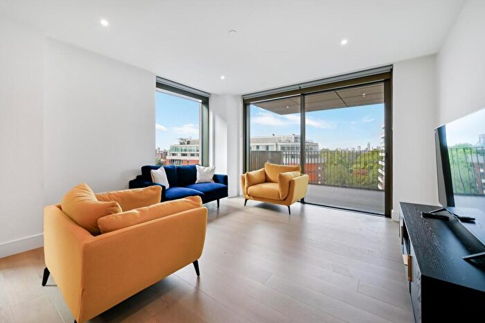 2 Bedroom Flat For Sale In Darwin House, Palmer Road, London, SW11