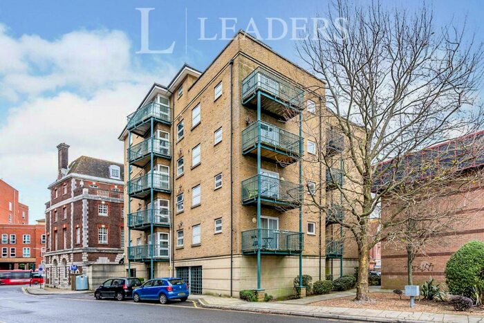 2 Bedroom Apartment To Rent In Neptune House, Southampton, SO14