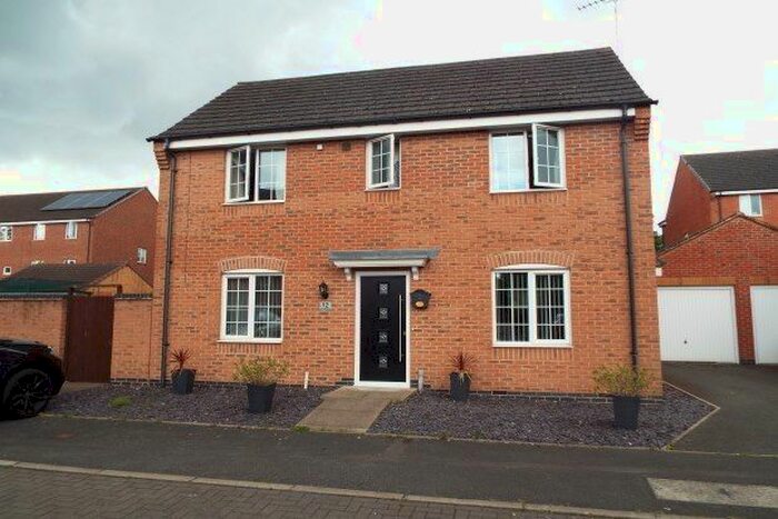 3 Bedroom Detached House To Rent In Barker Round Way, Burton-On-Trent, DE14