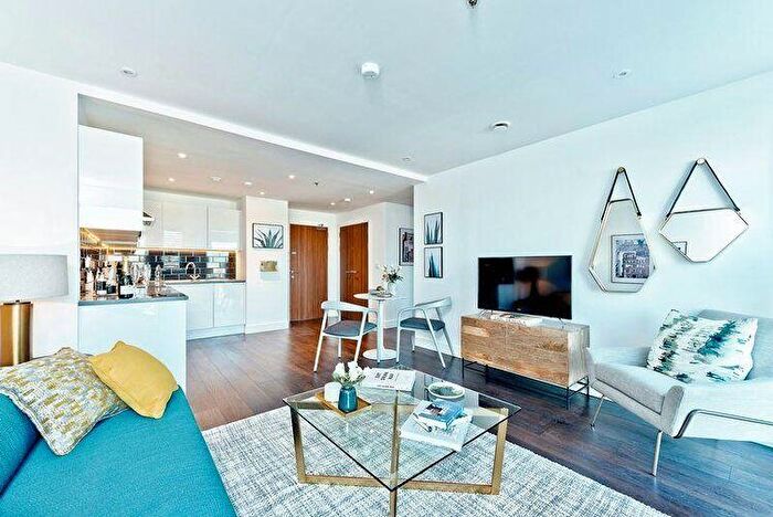 1 Bedroom Flat To Rent In Christchurch Road, Mitcham, SW19