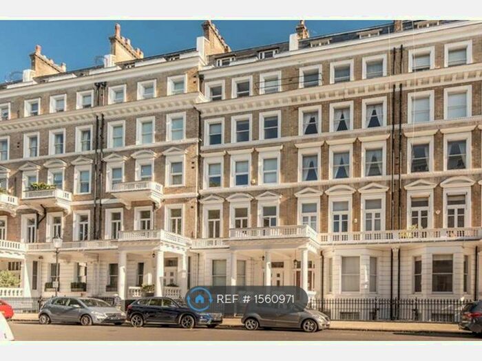 3 Bedroom Flat To Rent In Queens Gate Gardens, London, SW7