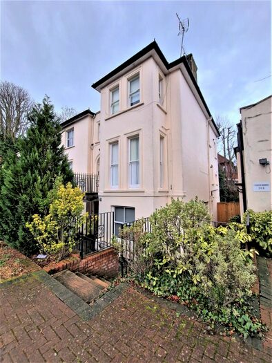 1 Bedroom Flat To Rent In Torrington Park, London, N12