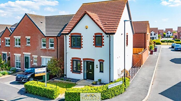 3 Bedroom Detached House For Sale In Harvester Way, Clowne, Chesterfield, S43