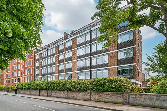 2 Bedroom Flat For Sale In The Terrace, Barnes, SW13