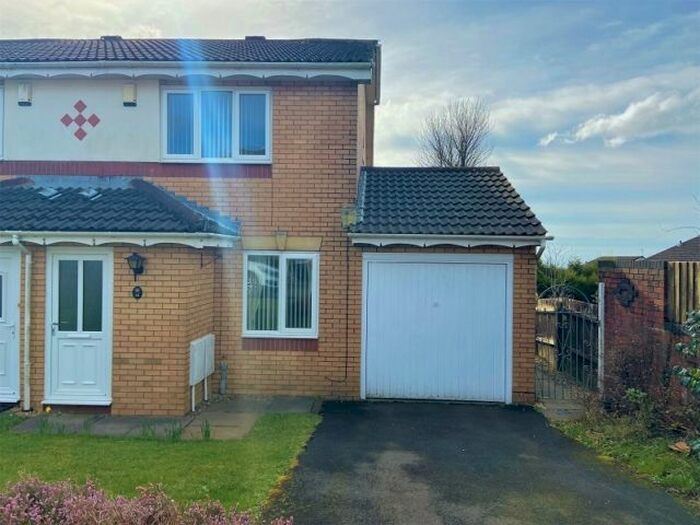 2 Bedroom Semi-Detached House To Rent In Ffordd Aneurin Bevan, Sketty, Swansea, SA2