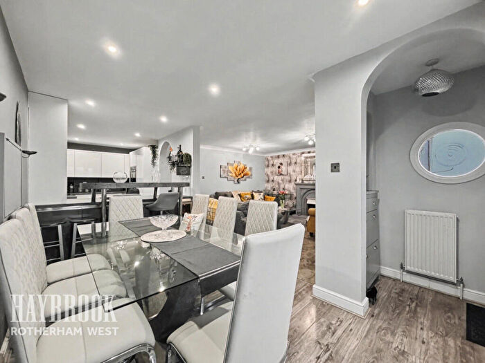 3 Bedroom Detached Bungalow For Sale In Upperfield Road, Maltby, S66