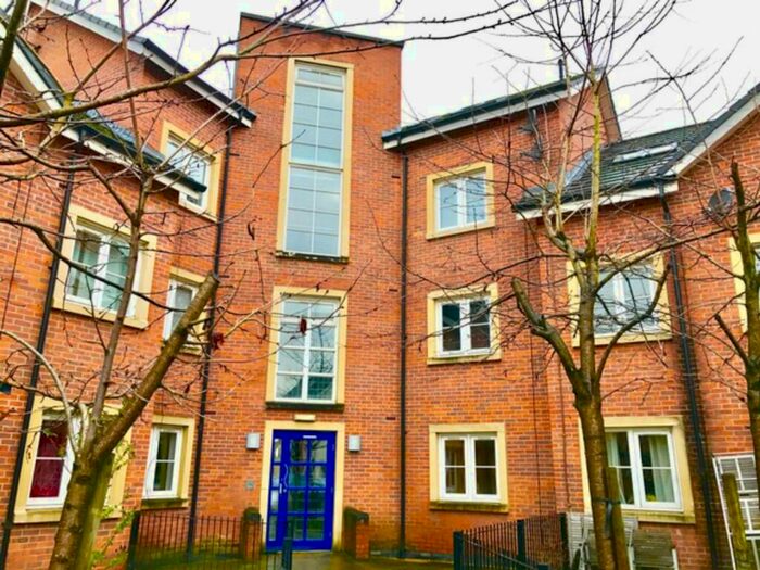 2 Bedroom Flat To Rent In Alexandra Road, Whalley Range, Moss Side, Manchester, M16
