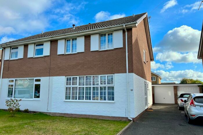 3 Bedroom Semi-Detached House To Rent In Norfolk Road, Portishead, Bristol, BS20